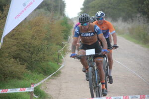 Rural Bike Lobos visitó Las Chacras
